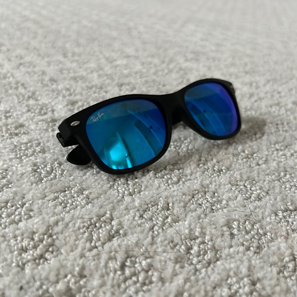 Ray Ban Wayfarer blue sunglasses